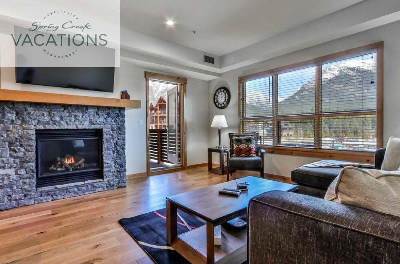White Spruce Lodge By Spring Creek Vacations Canmore Camera foto