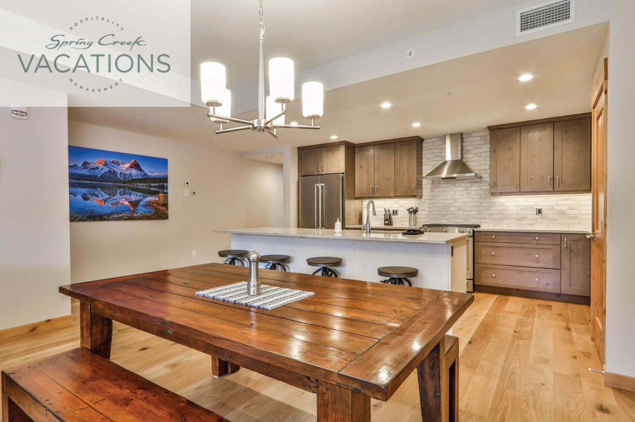 White Spruce Lodge By Spring Creek Vacations Canmore Camera foto